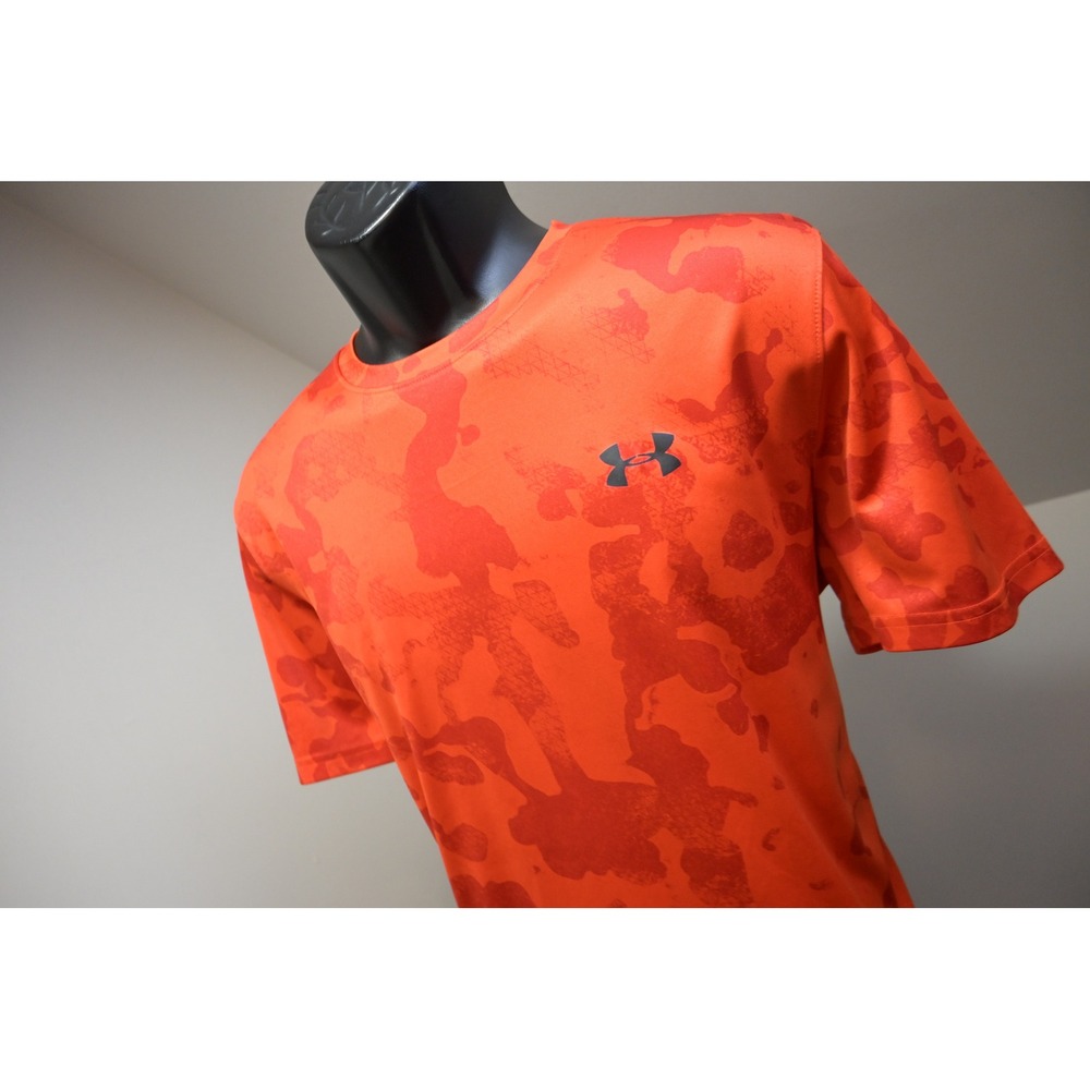 Under Armour Gym T-Shirt Mens Large Orange Camo Loose Fit Short Sleeve EUC